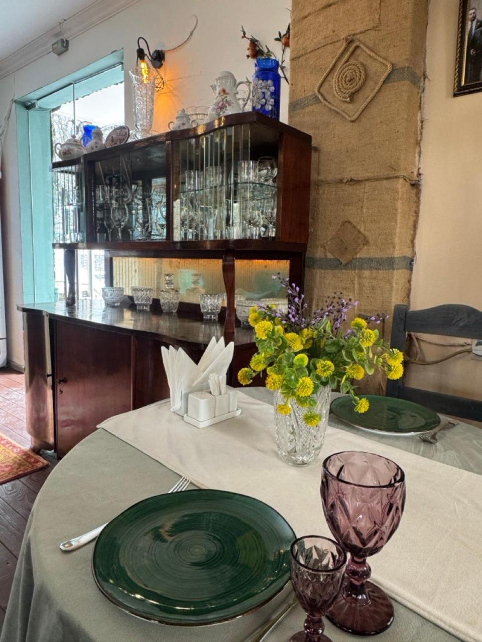Paxlava Guesthouse & Restaurant Dilijan Eksteriør bilde