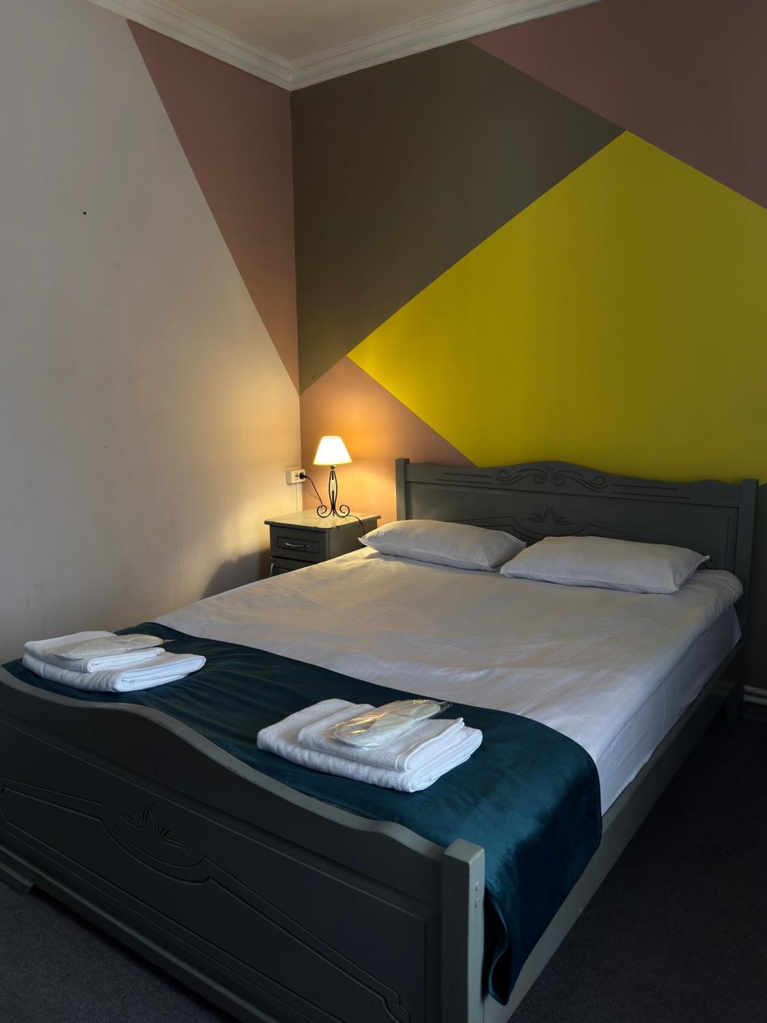 Paxlava Guesthouse & Restaurant Dilijan Eksteriør bilde